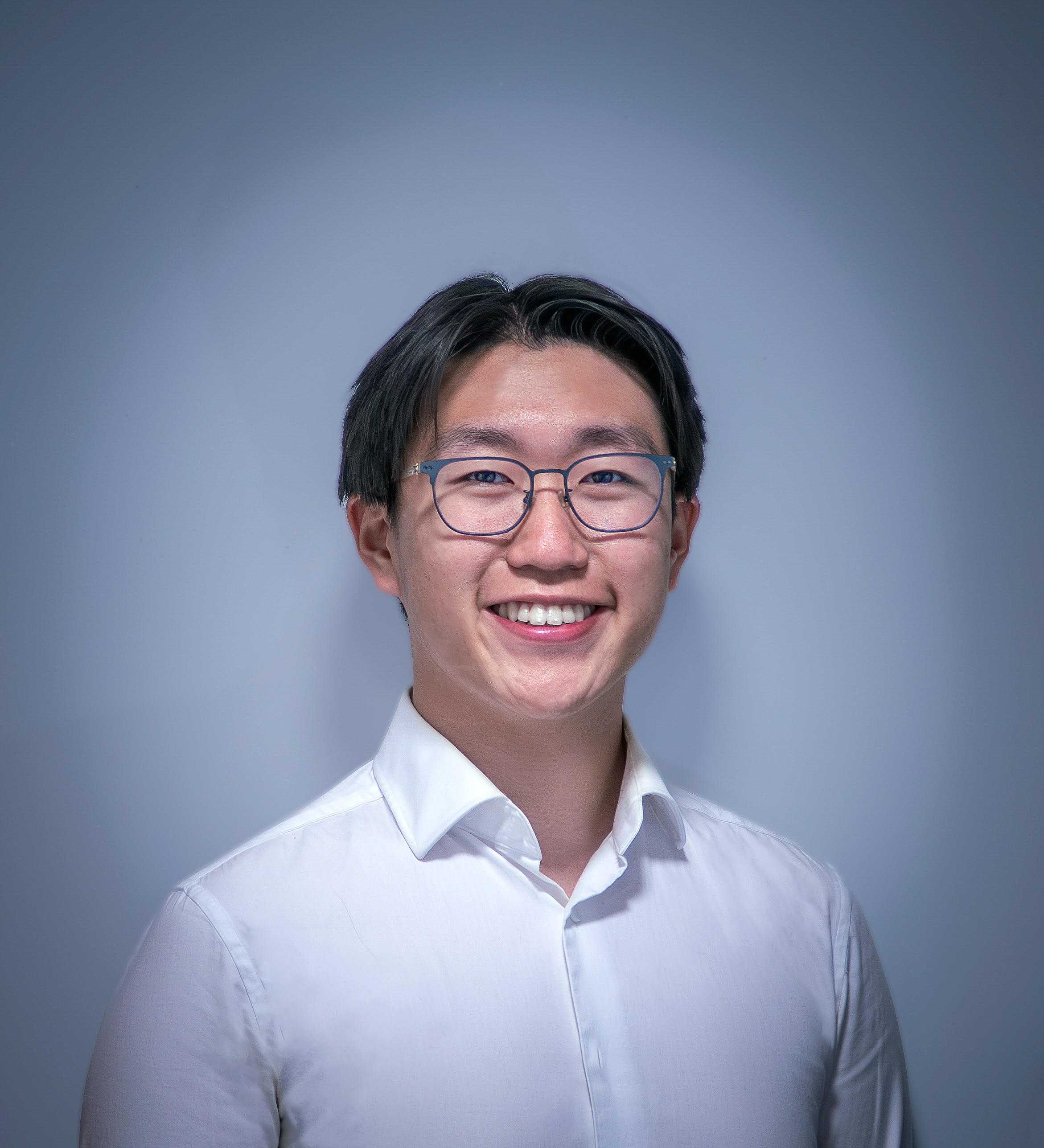 Justin Yoon Headshot